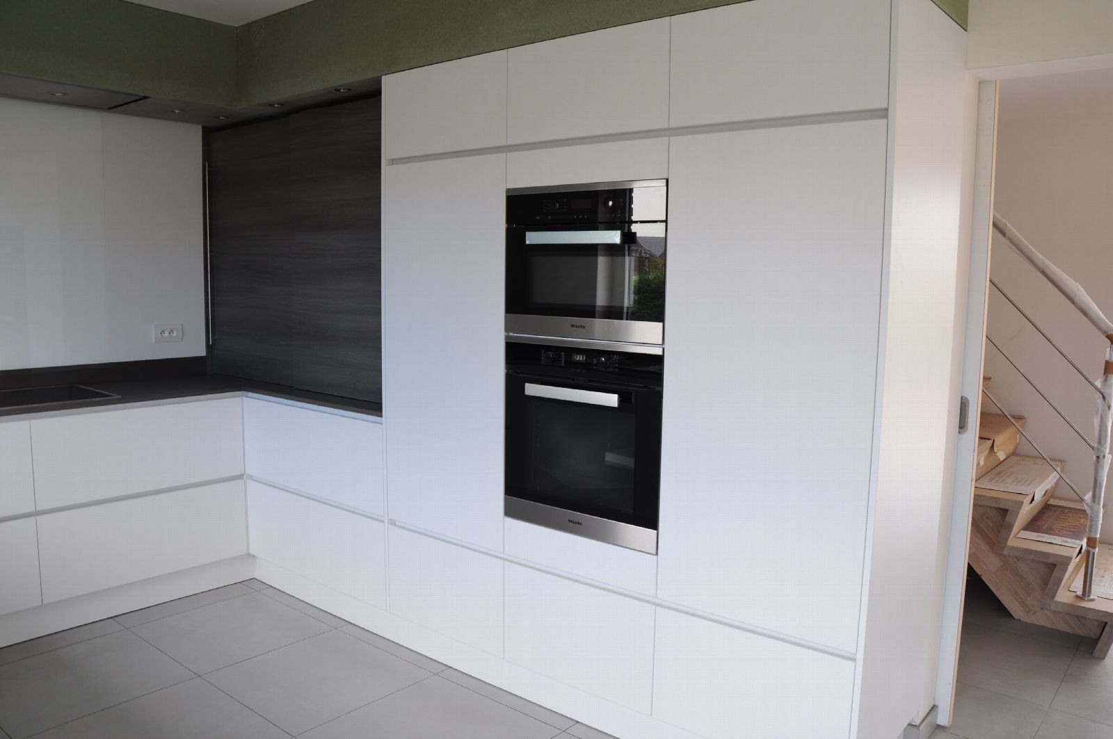 Afgewerkt: Klaar om te wonen, met een nieuwe keuken.